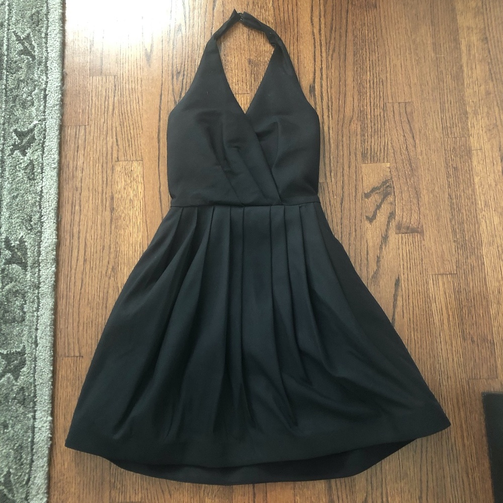 Halston Heritage Sleeveless Pleated Halter Dress